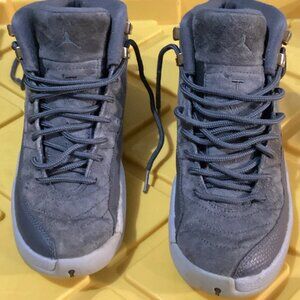 Air Jordan 12 Retro Dark Grey Size 5